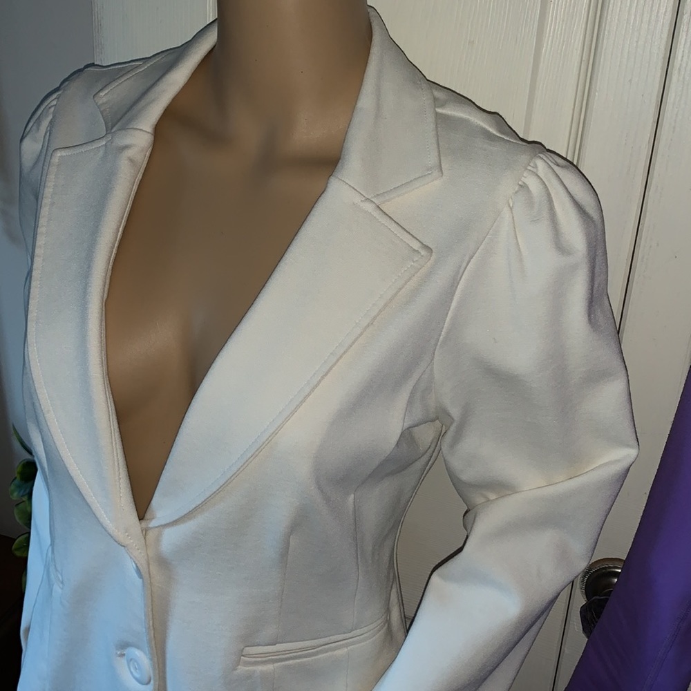 Puff sleeve ivory blazer jacket M